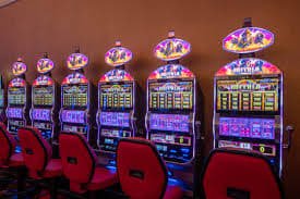 Giao diện trang chủ bl5555 với hỗ trợ bóng đá và casino sống động